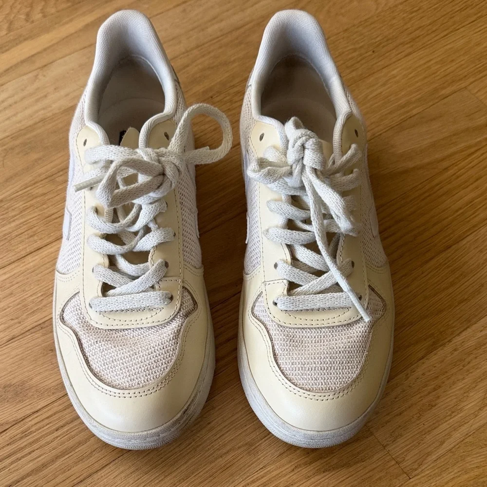 Women’s V-10 J-MESH JUTE WHITE size 6